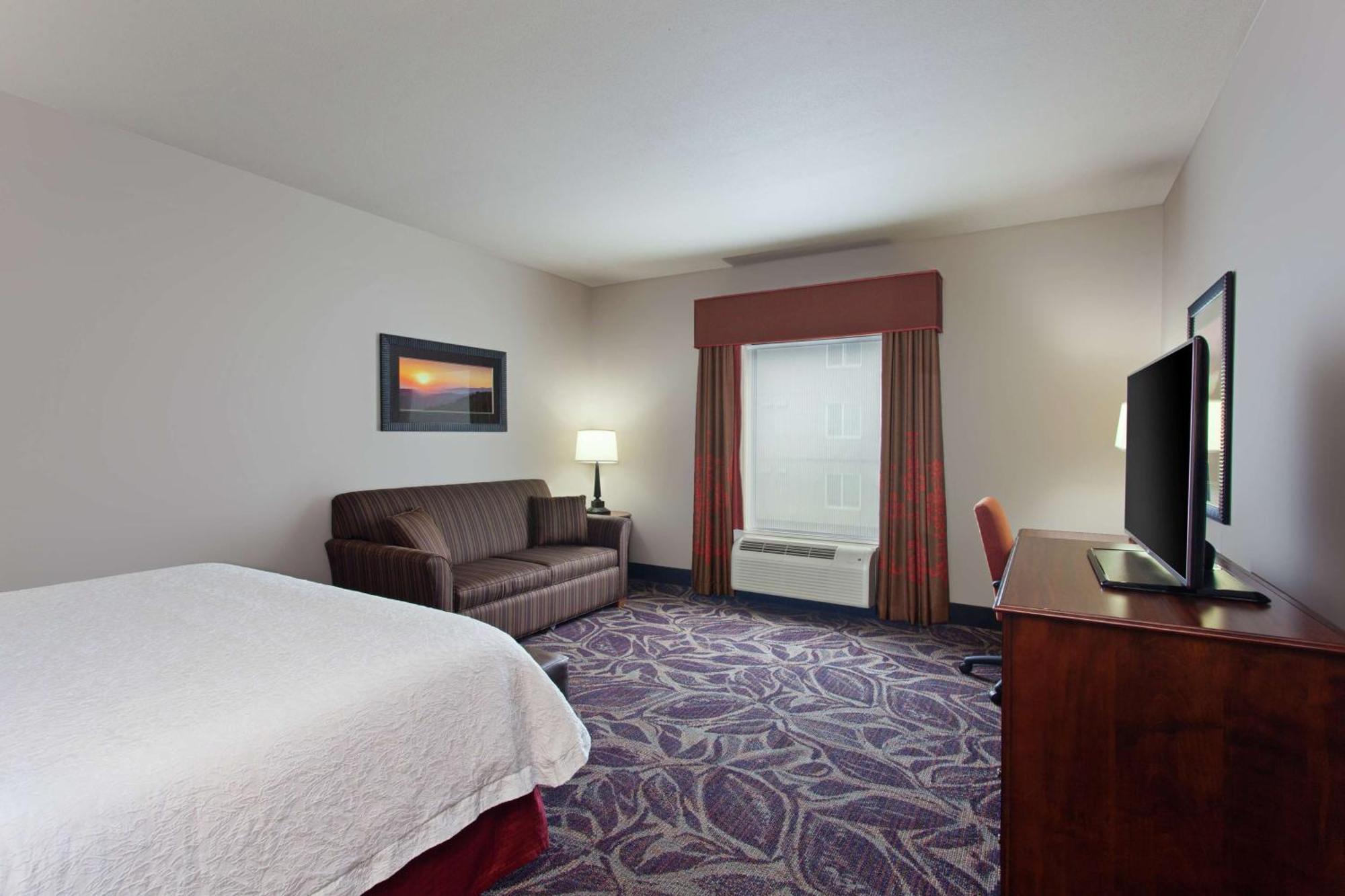Hampton Inn Seattle/Everett Downtown Экстерьер фото