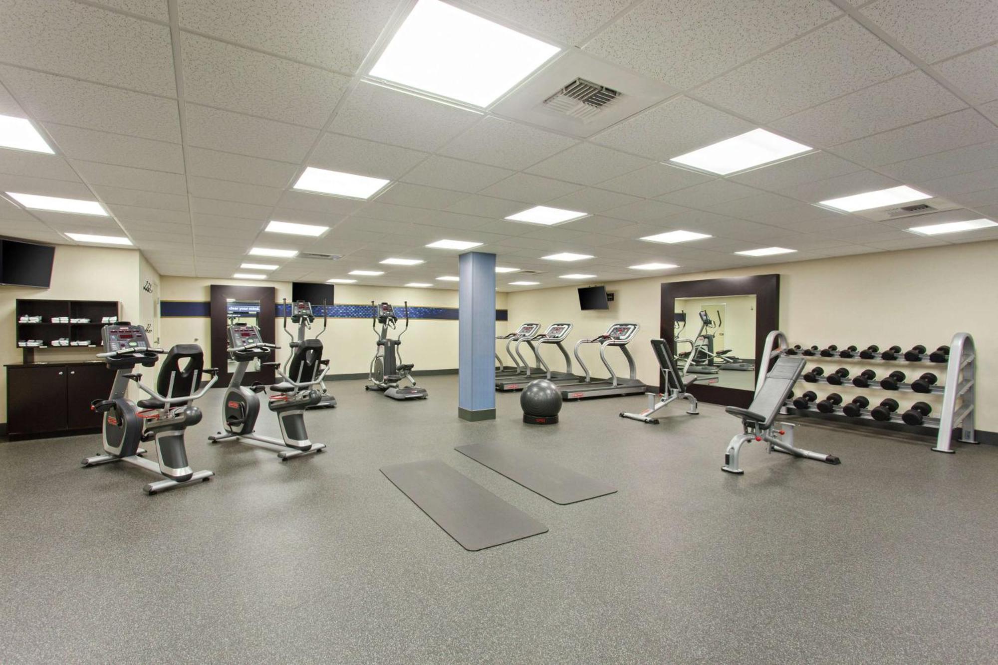 Hampton Inn Seattle/Everett Downtown Экстерьер фото